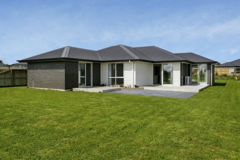 Photo of property in 10 Kara Place, Wharewaka, Taupo, 3330