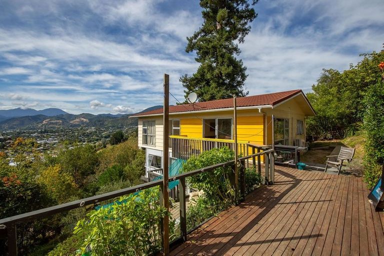 Photo of property in 2/187 Princes Drive, Britannia Heights, Nelson, 7010