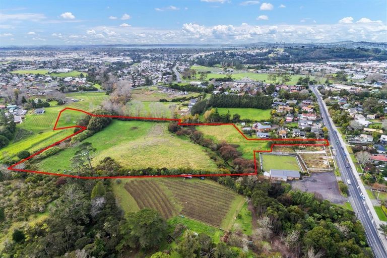 Photo of property in 511e West Coast Road, Glen Eden, Auckland, 0602
