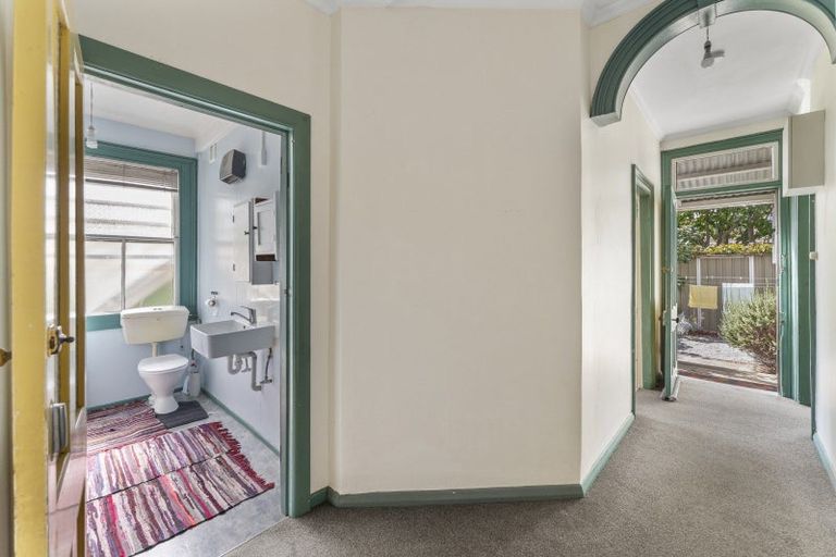 Photo of property in 116 Tasman Street, Nelson, 7010