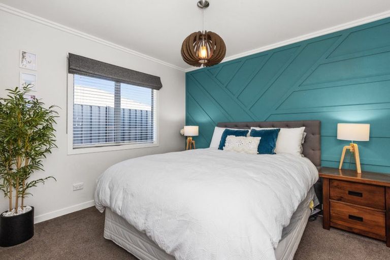 Photo of property in 66 Eriksen Road, Te Awa, Napier, 4110