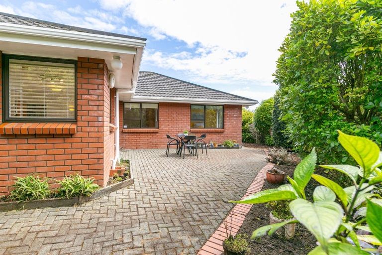 Photo of property in 39 Satara Crescent, Khandallah, Wellington, 6035