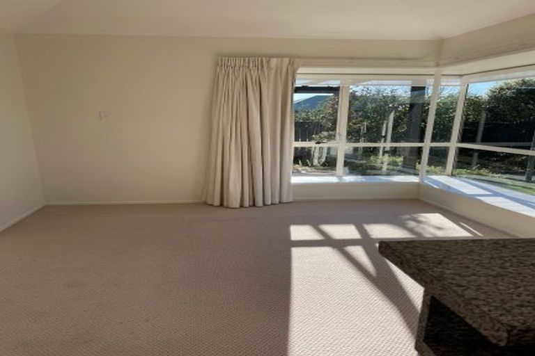Photo of property in 1 Carmana Gardens, Rangiora, 7400