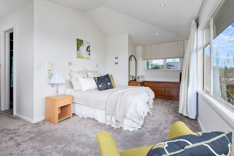 Photo of property in 1/5 Rarere Road, Hauraki, Auckland, 0622