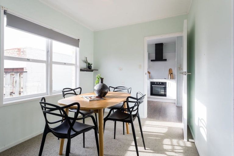 Photo of property in 58 Vardon Road, St Andrews, Hamilton, 3200