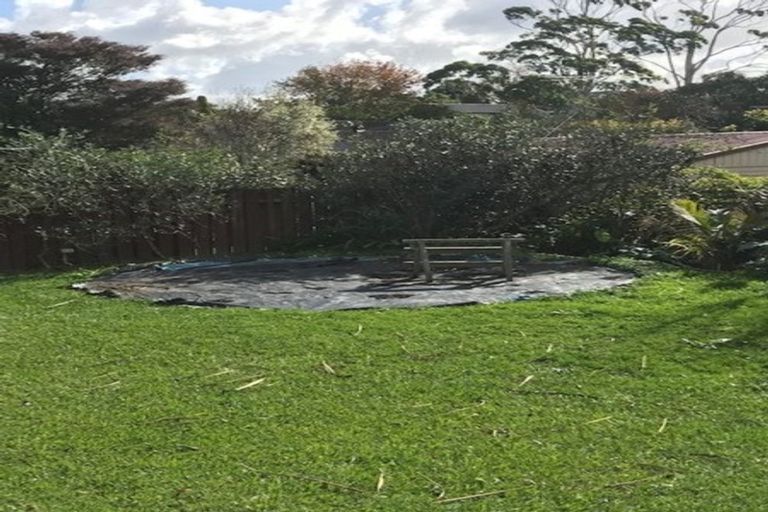 Photo of property in 16 Nevada Avenue, Pakuranga Heights, Auckland, 2010