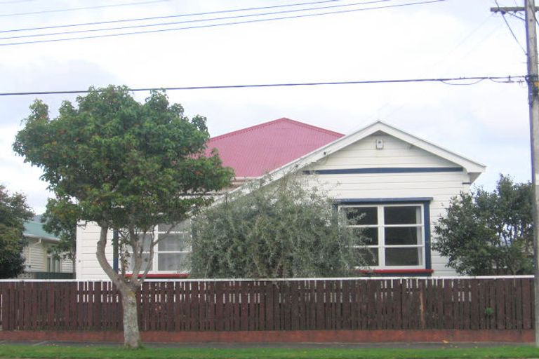 Photo of property in 3 Kiwi Street, Alicetown, Lower Hutt, 5010