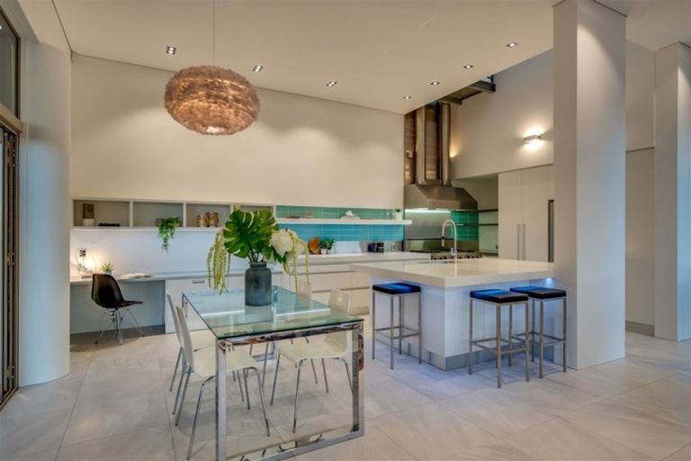 Photo of property in 64 Scarborough Road, Scarborough, Christchurch, 8081