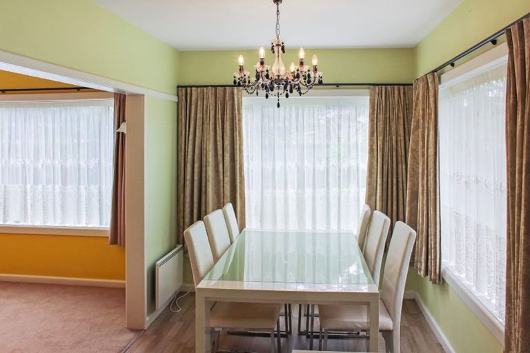 Photo of property in 308 Riccarton Road, Upper Riccarton, Christchurch, 8041