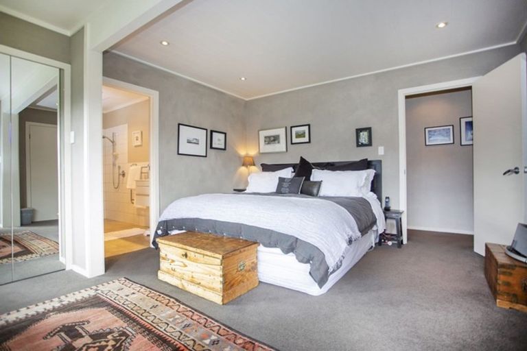 Photo of property in 614 Harbour View Road, Whangamata, 3620