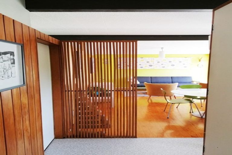 Photo of property in 1 Paramu Avenue, Birkdale, Auckland, 0626