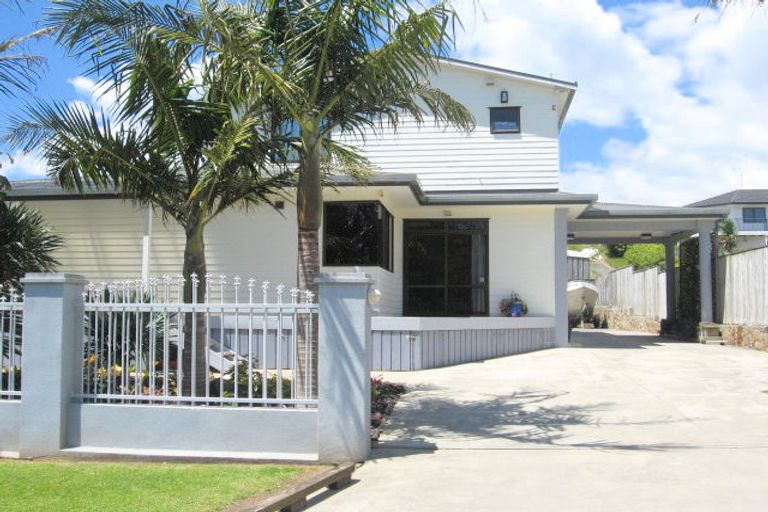 Photo of property in 6 Stratford Drive, Cable Bay, 0420