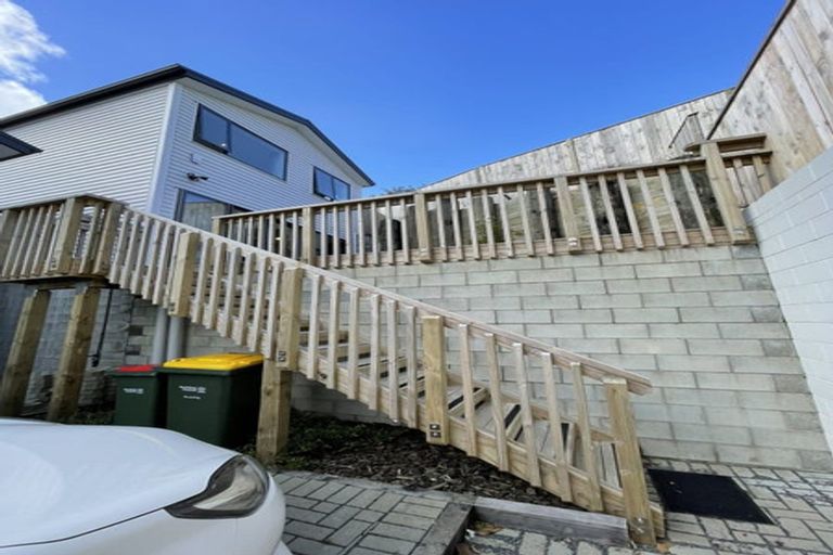 Photo of property in 16b Dianthus Place, Browns Bay, Auckland, 0630