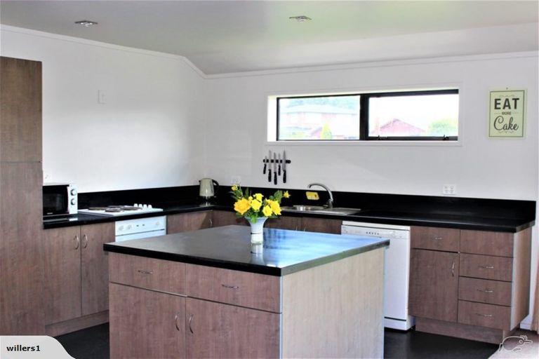 Photo of property in 20 Baxendale Drive, Matipo Heights, Rotorua, 3015