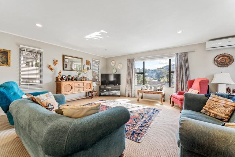 Photo of property in 22 Coralsea Way, Arkles Bay, Whangaparaoa, 0932