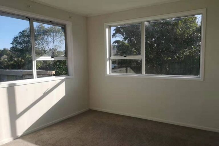 Photo of property in 11 Tempo Place, Torbay, Auckland, 0630