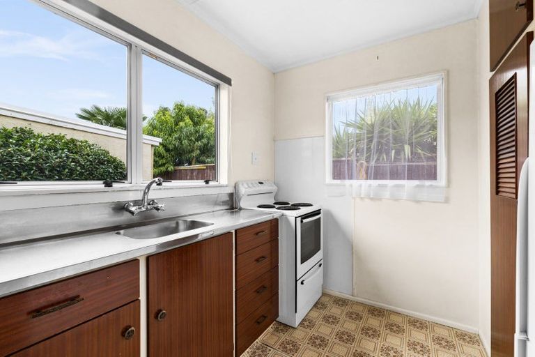 Photo of property in 2/502 Whitehead Road, Hastings, 4122