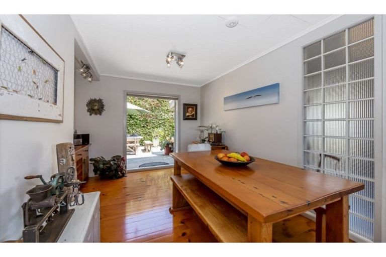 Photo of property in 31 Monyash Road, Manly, Whangaparaoa, 0930