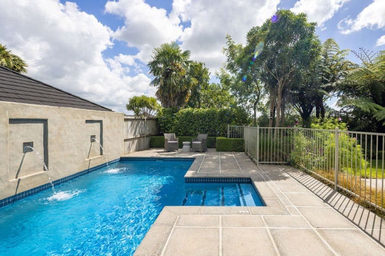 Photo of property in 19 The Esplanade, Huntington, Hamilton, 3210