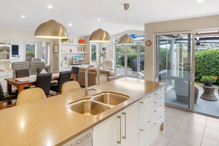 Photo of property in 94 Washbourn Drive, Richmond, 7020