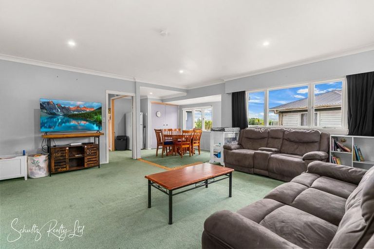 Photo of property in 5 Griffin Road, Maungaturoto, 0520