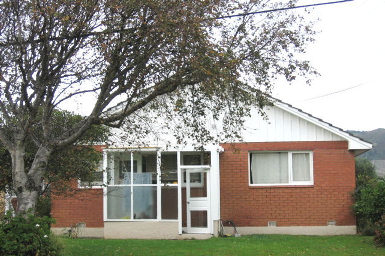 Photo of property in 3 Rosebank Avenue, Avalon, Lower Hutt, 5011
