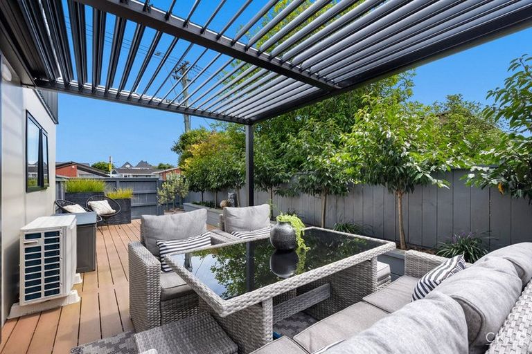 Photo of property in 1/51 Kings Crescent, Hutt Central, Lower Hutt, 5010