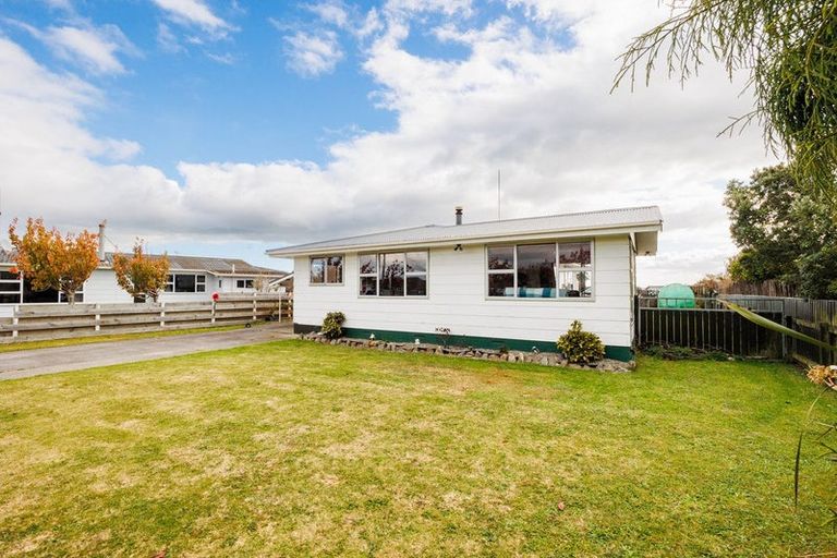 Photo of property in 43 Trent Street, Rongotea, 4476