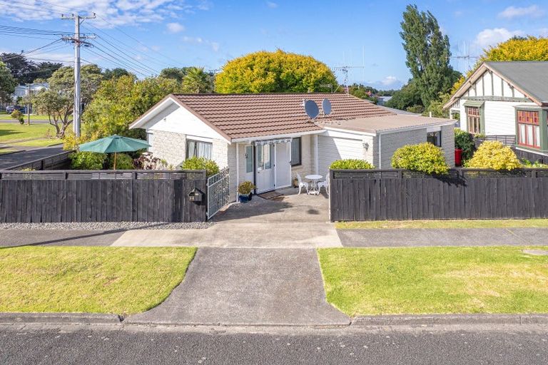 Photo of property in 54 Maxwell Avenue, Durie Hill, Whanganui, 4500