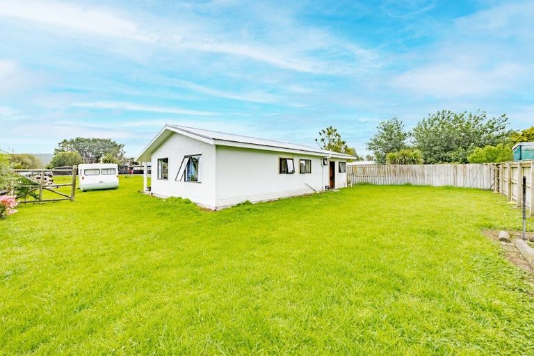 Photo of property in 19 Dundas Street, Porangahau, 4293