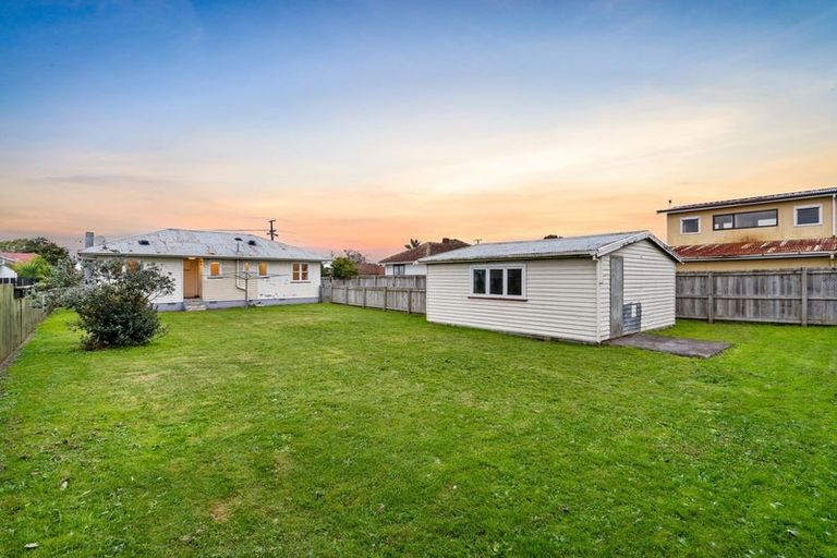 Photo of property in 24 Sheehan Avenue, Papakura, 2110