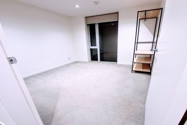 Photo of property in Piermont Apartments, 4i/82 Cable Street, Te Aro, Wellington, 6011