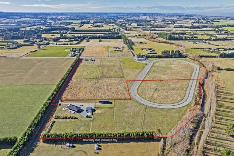 Photo of property in 27 Mcintoshs Road, Fernside, Rangiora, 7471
