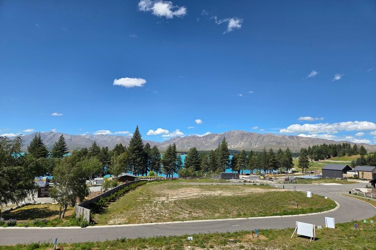 Photo of property in 17 Petes Place, Lake Tekapo, 7999
