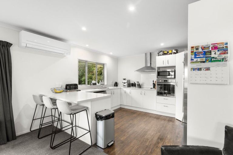 Photo of property in 33 Masefield Terrace, Kelvin Grove, Palmerston North, 4414