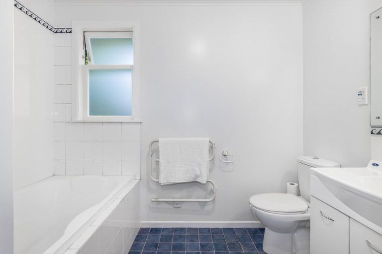 Photo of property in 18 Elizabeth Street, Pukerua Bay, 5026