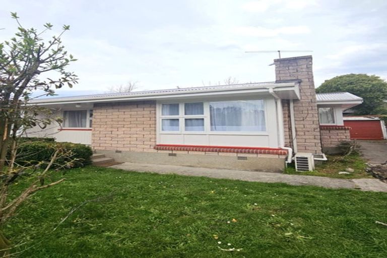 Photo of property in 2/22 Hanrahan Street, Upper Riccarton, Christchurch, 8041