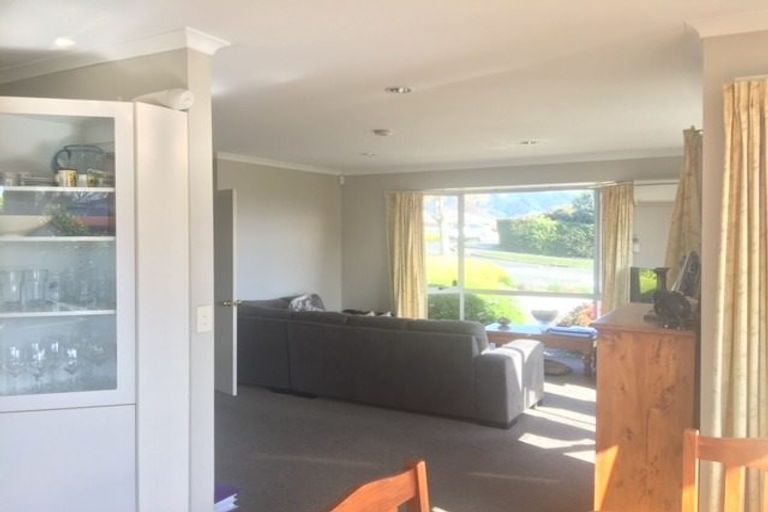 Photo of property in 2 Monaco View, Stoke, Nelson, 7011