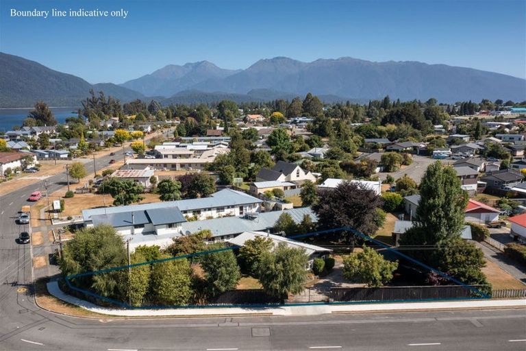 Photo of property in 65 Quintin Drive, Te Anau, 9600