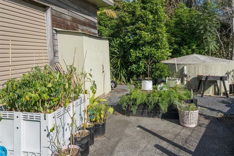 Photo of property in 17 Taumata Close, Paihia, 0200