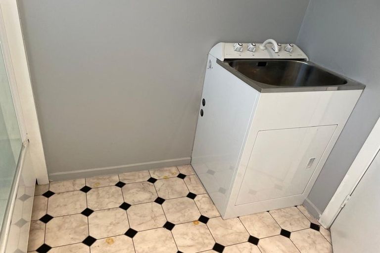 Photo of property in 2/471 Worcester Street, Linwood, Christchurch, 8011