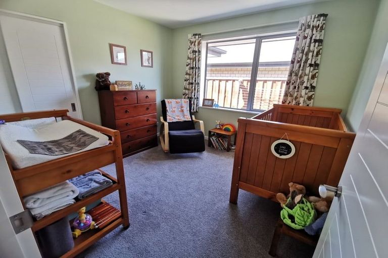 Photo of property in 8 Awarua Road, Pegasus, 7612