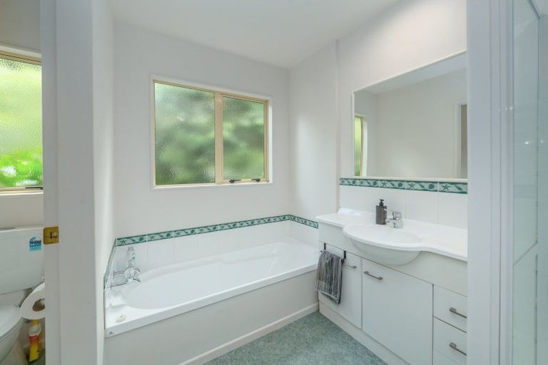 Photo of property in 1789 State Highway 2, Kaitoke, Upper Hutt, 5018