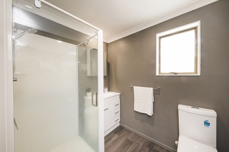 Photo of property in 21 Glasgow Street, Takaro, Palmerston North, 4412