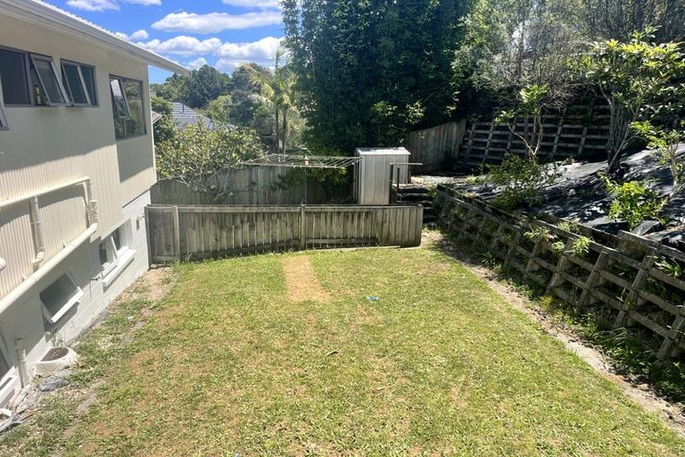 Photo of property in 63 Chelsea View Drive, Chatswood, Auckland, 0626