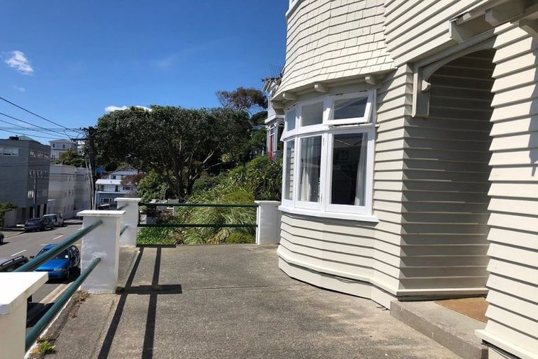 Photo of property in 19 Austin Street, Mount Victoria, Wellington, 6011