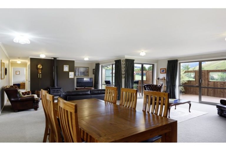 Photo of property in 8 Robertson Mill Place, Rai Valley, 7194