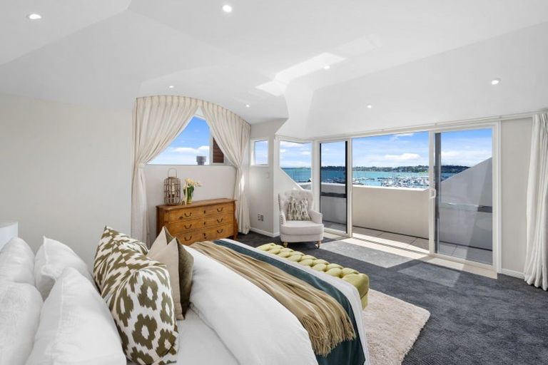 Photo of property in 72 Compass Way, Half Moon Bay, Auckland, 2012