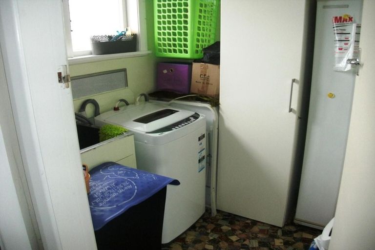 Photo of property in 18 Maire Street, Levin, 5510