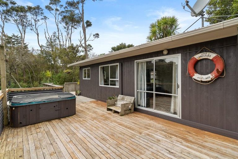 Photo of property in 190a Howard Road, Orere Point, Papakura, 2585